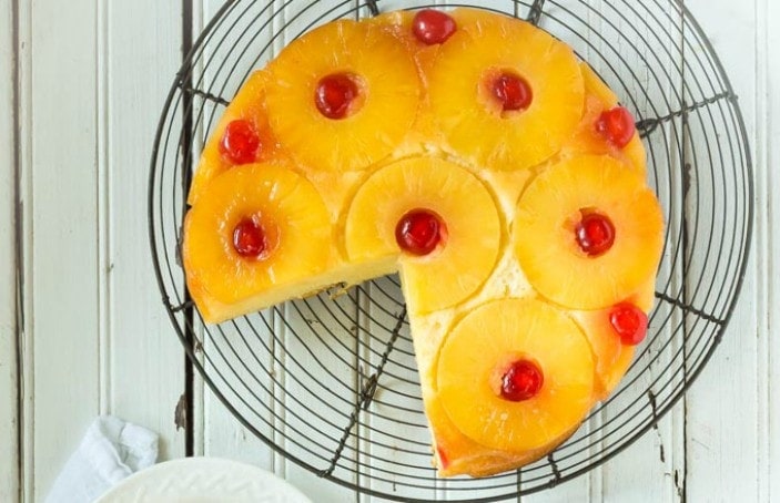 https://www.noshtastic.com/wp-content/uploads/2016/01/Gluten-Free-Pineapple-Upside-Down-Cake-recipe.jpg