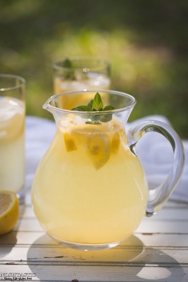 Fresh Squeezed Lemonade - made from Scratch!