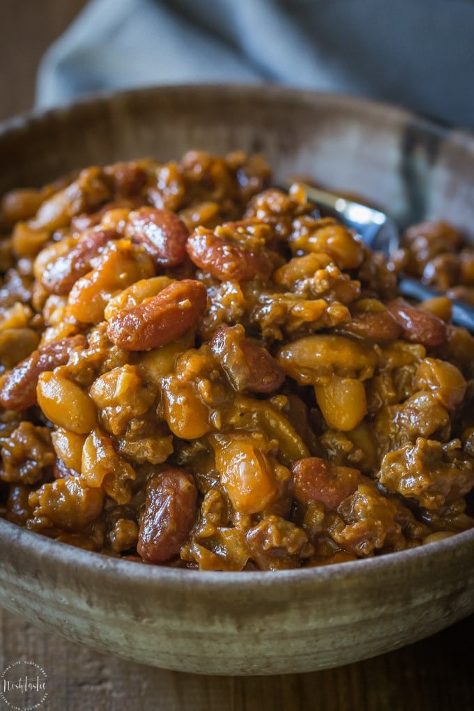 Bbq Baked Beans With Beef Cowboy Beans Noshtastic