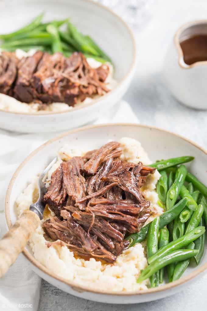 https://www.noshtastic.com/wp-content/uploads/2019/01/balsamic-pot-roast-instant-pot-1-of-1.jpg